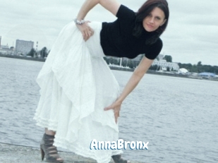 AnnaBronx Coquine Avenue