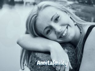 AnnitaSmiley Coquine Avenue