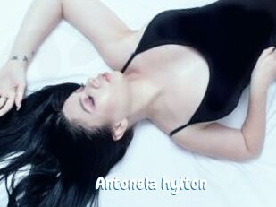 Antonela_hylton