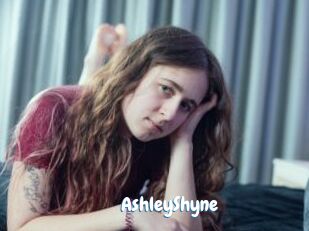 AshleyShyne Coquine Avenue