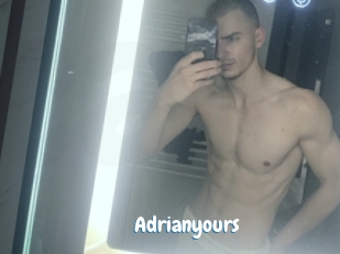adrianyours Coquine Avenue