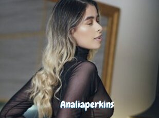 Analiaperkins