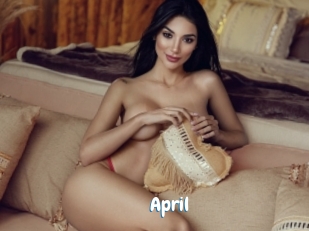 april Coquine Avenue