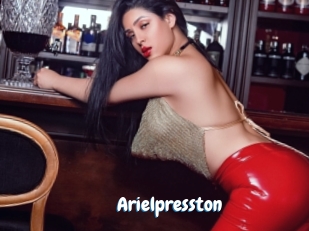 arielpresston Coquine Avenue