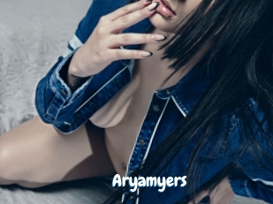 aryamyers Coquine Avenue