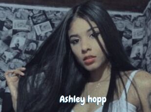 Ashley_hopp