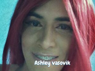 ashley_vasovik Coquine Avenue