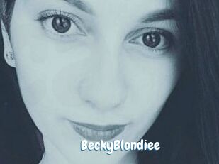 BeckyBlondiee Coquine Avenue