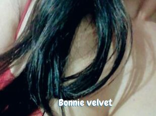Bonnie_velvet