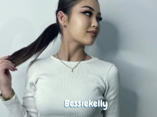 bessiekelly Coquine Avenue