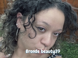 bronde_beauty39 Coquine Avenue