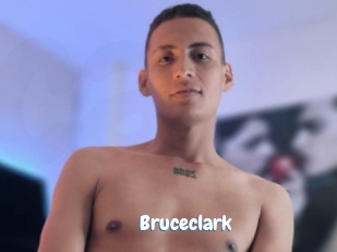 bruceclark Coquine Avenue