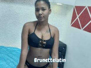 brunettelatin Coquine Avenue