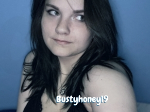 Bustyhoney19