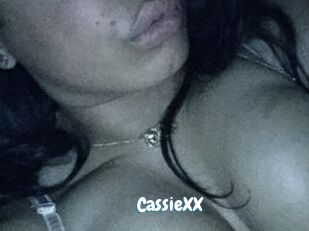 CassieXX Coquine Avenue