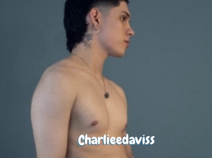 Charlieedaviss