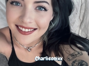 Charlieonixx