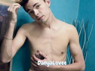 DanyaLovee Coquine Avenue