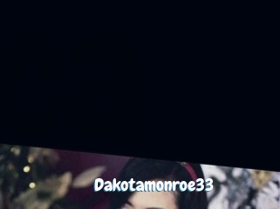 Dakotamonroe33