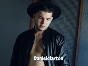 danielclarton Coquine Avenue