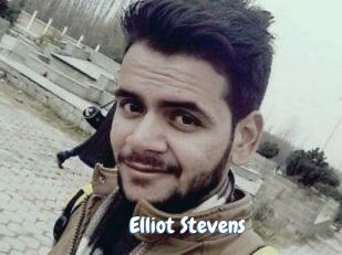 Elliot_Stevens