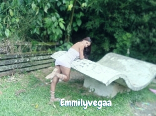 Emmilyvegaa