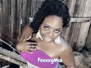 FoxxxyMia