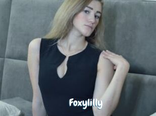 Foxylilly
