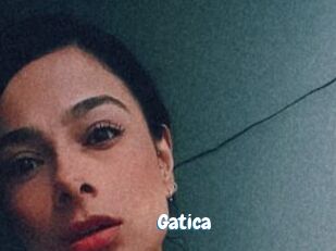 gatica Coquine Avenue