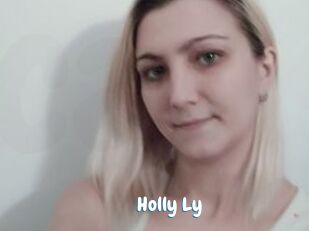 Holly_Ly