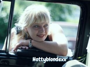 Hottyblondexx
