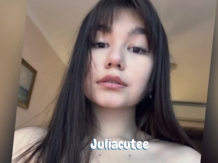 Juliacutee