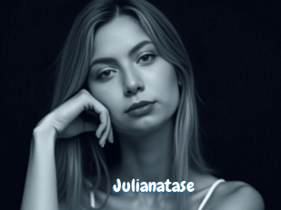 julianatase Coquine Avenue