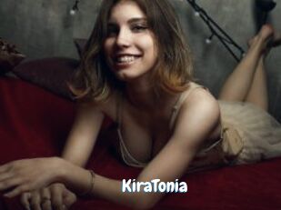 KiraTonia