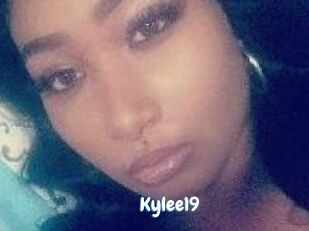 Kylee19 Coquine Avenue