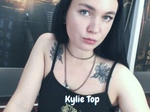 Kylie_Top