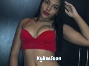 KylieeSuun Coquine Avenue