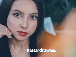 kassandrawood Coquine Avenue