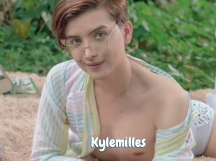 kylemilles Coquine Avenue