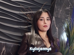 kyliejennye Coquine Avenue