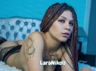 LaraNikols
