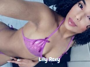 Lily_Roxy Coquine Avenue