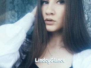 LindcyGlance