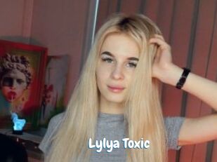 Lylya_Toxic