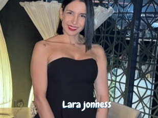 Lara_jonness
