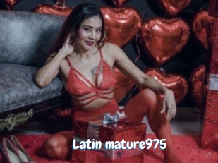Latin_mature975