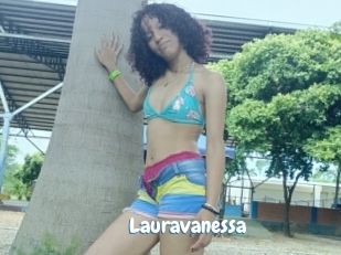 Lauravanessa