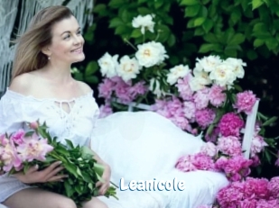 leanicole Coquine Avenue