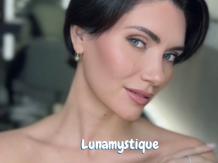 Lunamystique