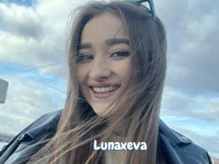 Lunaxeva